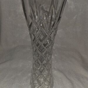 Elegant Crystal Vase